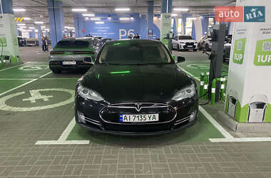 Ліфтбек Tesla Model S 2014 в 