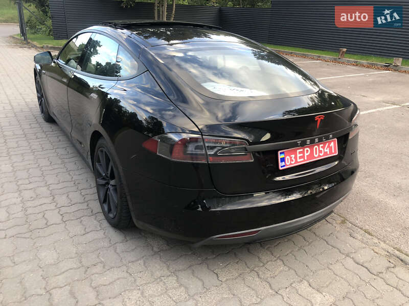Ліфтбек Tesla Model S 2013 в Луцьку