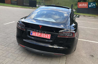 Лифтбек Tesla Model S 2013 в 