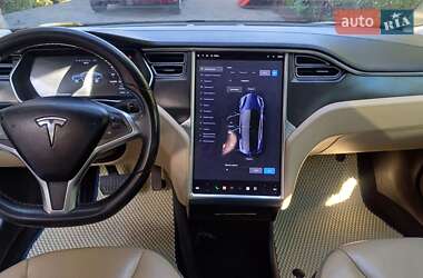 Ліфтбек Tesla Model S 2014 в 