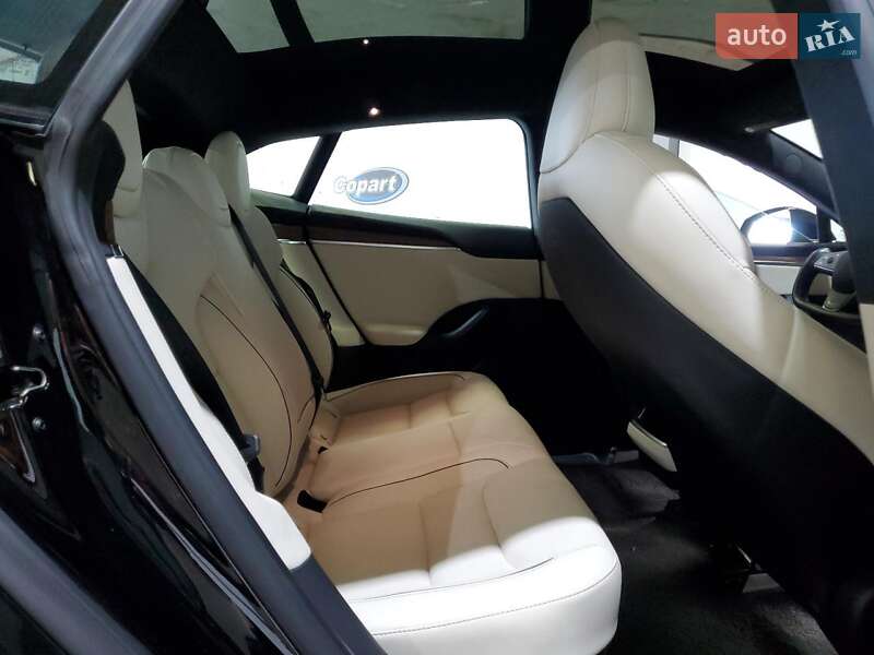 Ліфтбек Tesla Model S 2021 в Черкасах фото 10 Ліфтбек Tesla Model S 2021 в Черкасах