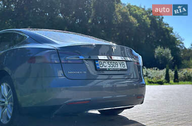 Лифтбек Tesla Model S 2014 в 