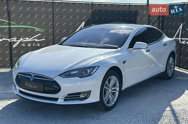 Ліфтбек Tesla Model S 2013 в 
