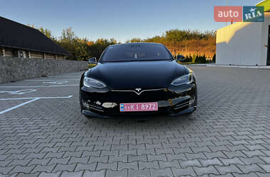 Ліфтбек Tesla Model S 2018 в 