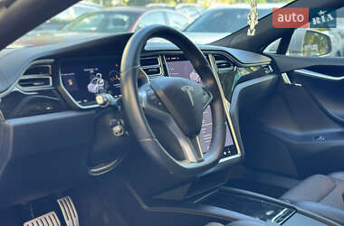 Лифтбек Tesla Model S 2017 в 