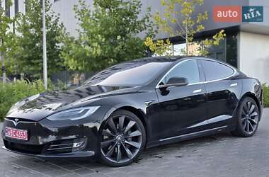 Лифтбек Tesla Model S 2018 в 