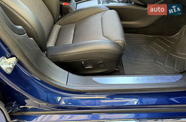 Лифтбек Tesla Model S 2017 в 