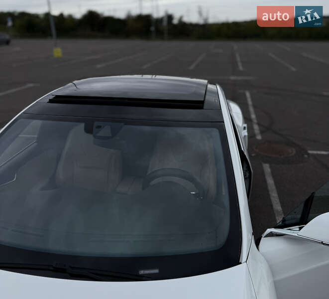 Ліфтбек Tesla Model S 2016 в Рівному