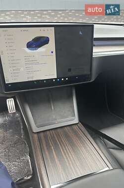 Ліфтбек Tesla Model S 2021 в 