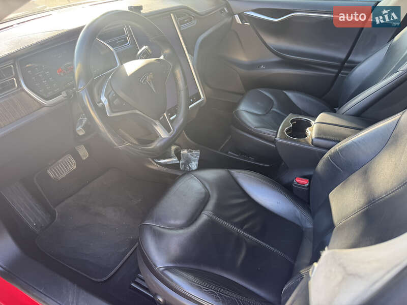 Ліфтбек Tesla Model S 2013 в Одесі