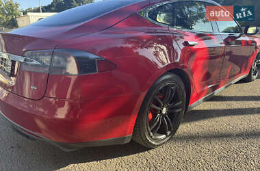 Лифтбек Tesla Model S 2013 в 