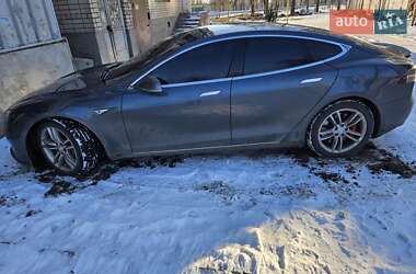Лифтбек Tesla Model S 2013 в 