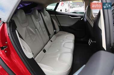 Ліфтбек Tesla Model S 2013 в 