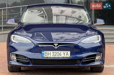 Ліфтбек Tesla Model S 2016 в 