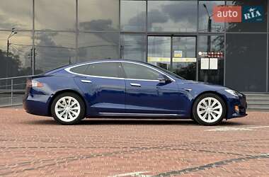 Ліфтбек Tesla Model S 2016 в 