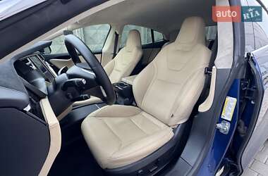 Ліфтбек Tesla Model S 2016 в 