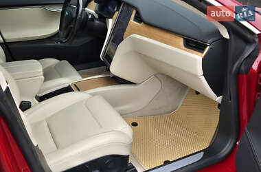 Лифтбек Tesla Model S 2019 в 