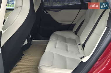 Лифтбек Tesla Model S 2019 в 