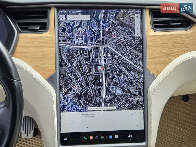 Ліфтбек Tesla Model S 2019 в Києві