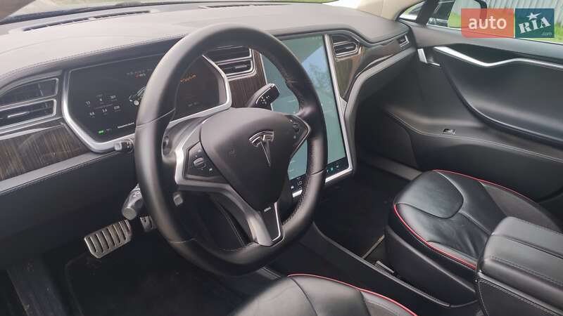 Лифтбек Tesla Model S 2014 в Житомире