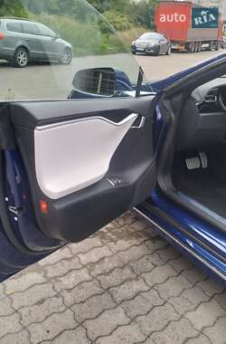 Ліфтбек Tesla Model S 2017 в 