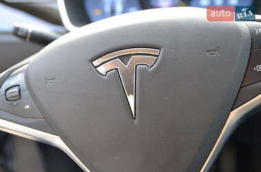 Ліфтбек Tesla Model S 2015 в 