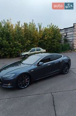 Ліфтбек Tesla Model S 2014 в Кривому Розі фото 16 Ліфтбек Tesla Model S 2014 в Кривому Розі