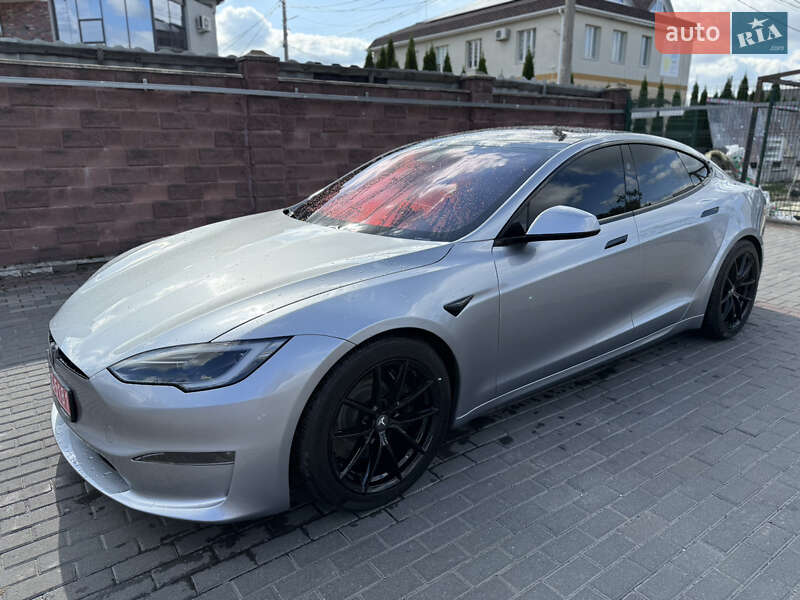 Лифтбек Tesla Model S 2024 в Ровно