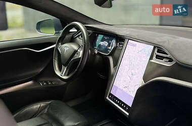 Лифтбек Tesla Model S 2016 в Харькове