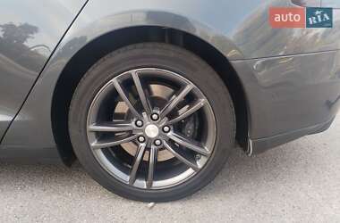 Лифтбек Tesla Model S 2016 в 