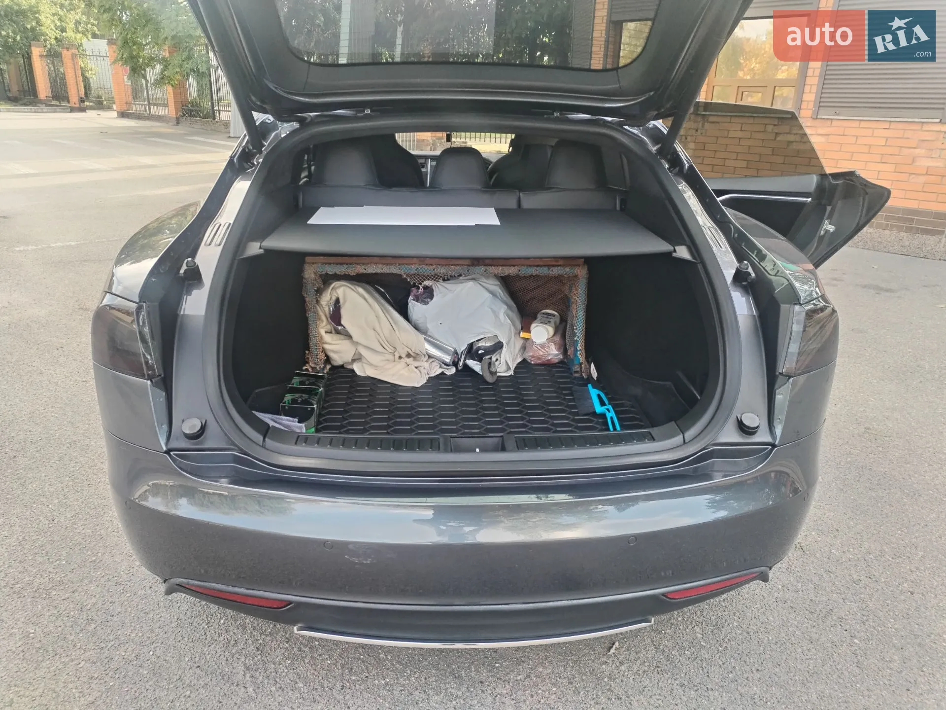 2016 Tesla Model S - мініатюра 29