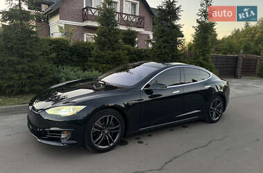 Лифтбек Tesla Model S 2012 в 