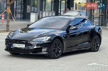 Ліфтбек Tesla Model S 2018 в 