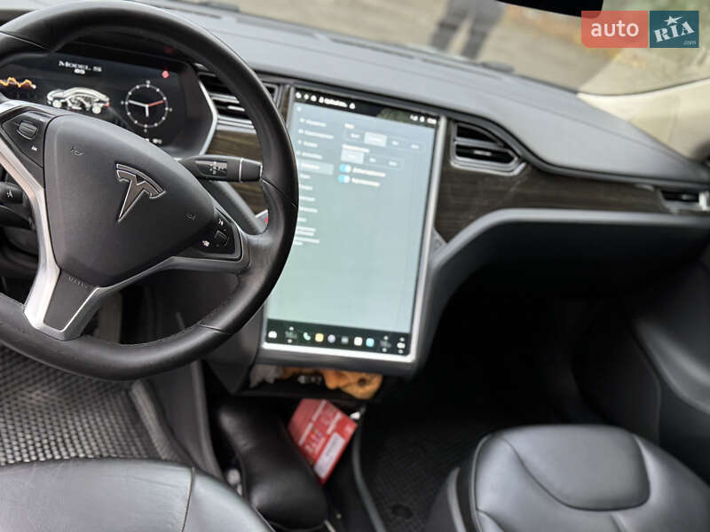 Лифтбек Tesla Model S 2014 в Николаеве фото 4 Лифтбек Tesla Model S 2014 в Николаеве