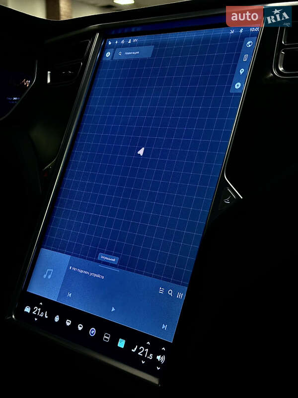 Лифтбек Tesla Model S 2015 в Николаеве