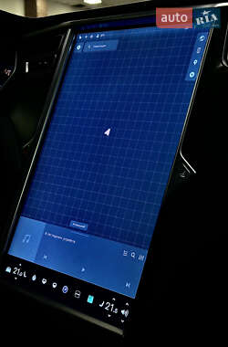 Ліфтбек Tesla Model S 2015 в 
