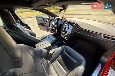 Лифтбек Tesla Model S 2016 в 
