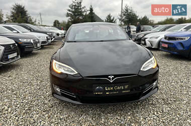 Ліфтбек Tesla Model S 2017 в 