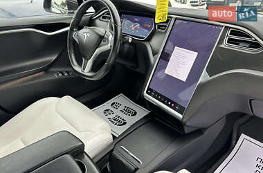 Ліфтбек Tesla Model S 2017 в 