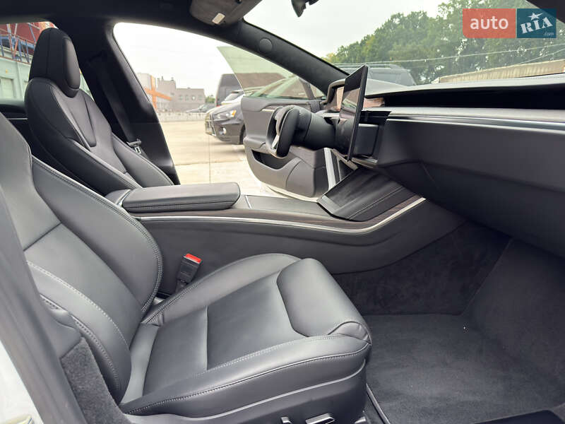 Ліфтбек Tesla Model S 2023 в Києві