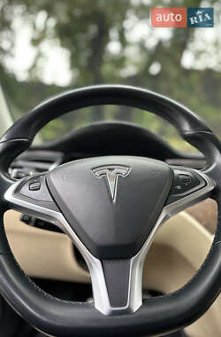 Ліфтбек Tesla Model S 2017 в 