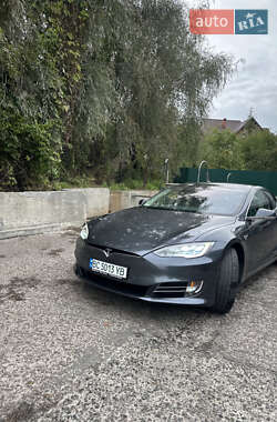 Ліфтбек Tesla Model S 2017 в 