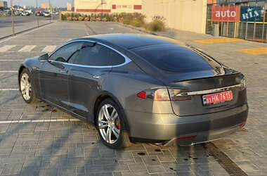 Лифтбек Tesla Model S 2014 в 