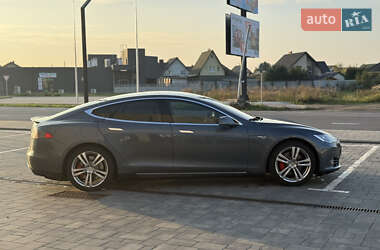 Лифтбек Tesla Model S 2014 в 