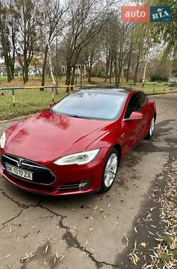Ліфтбек Tesla Model S 2015 в Рівному