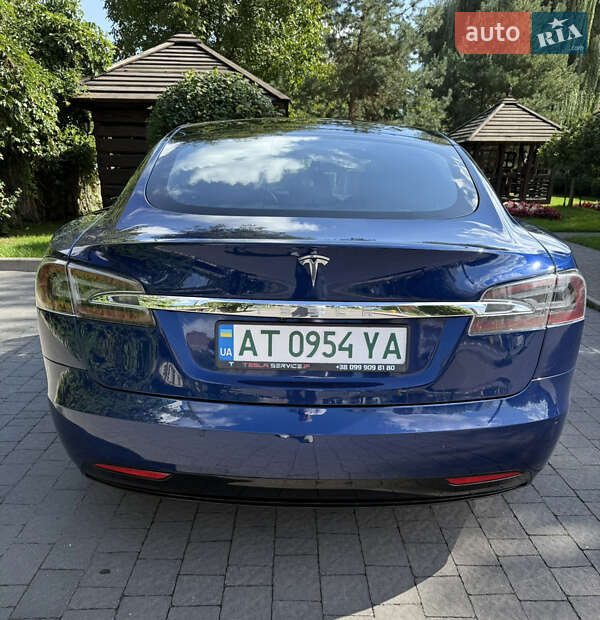Лифтбек Tesla Model S 2018 в Ивано-Франковске