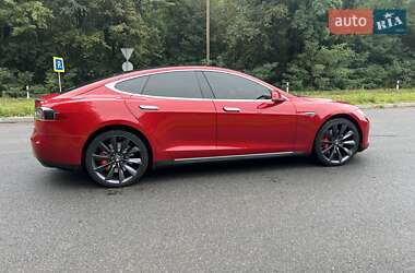 Ліфтбек Tesla Model S 2014 в 