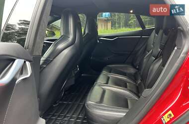 Ліфтбек Tesla Model S 2014 в 