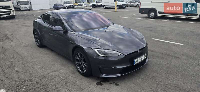 Лифтбек Tesla Model S 2021 в Днепре