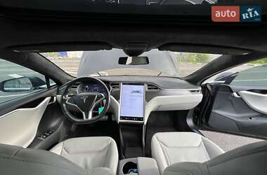 Ліфтбек Tesla Model S 2015 в Здолбуніві
